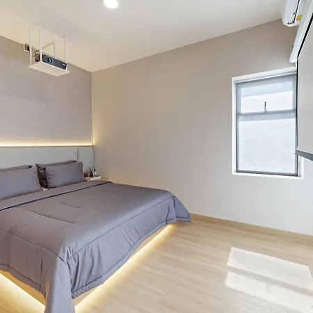 Newly Renovated 2Br Apt And Direct Mall Access Jakarta Exterior photo